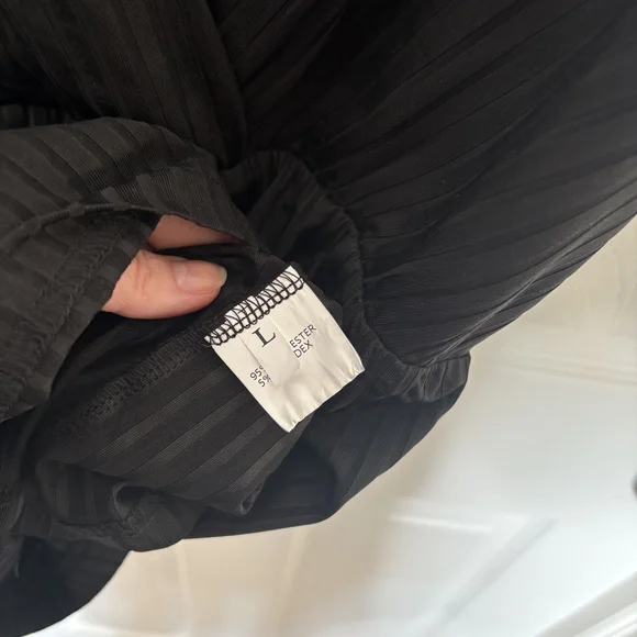 Zaful Black V-Neck Romper Size Large - Picture 5 of 5